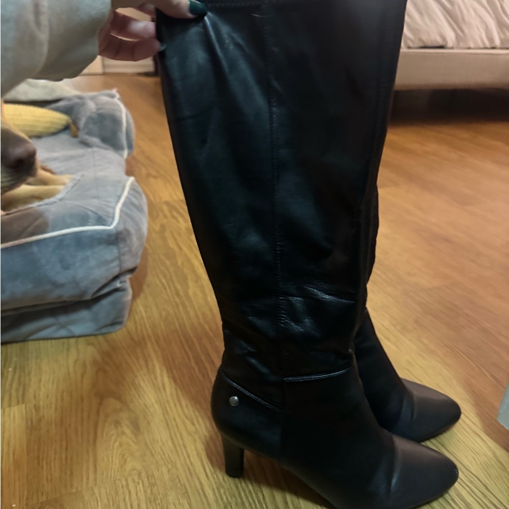 Life Stride Black Heeled Boots
